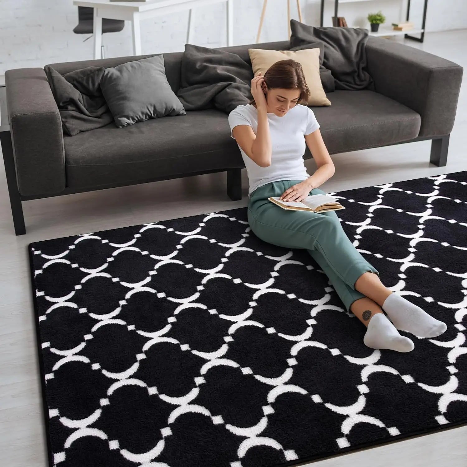 Large Shag Area Rug Memory Foam Living Room Rug 6x9 Feet, Black Plush Geometric Bedroom Rug, Indoor Carpet for Kids Room Decor