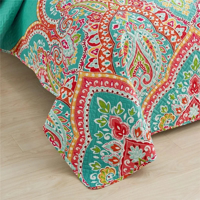 3-Piece Quilt Set with 2 Pillow Shams- Boho Reversible Soft and Lightweight Quilt Bedding Bedspread Coverlet Set