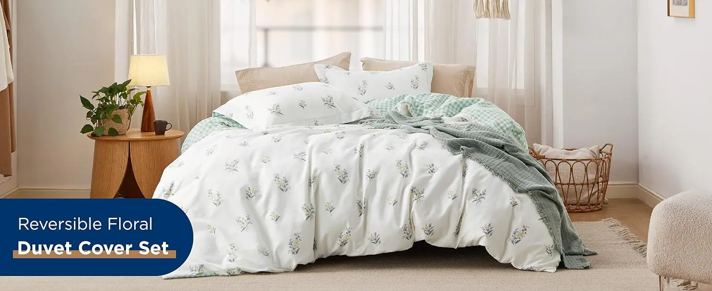 Bedsure Duvet Cover King Size - Reversible Cute Floral Duvet Cover Set with Zipper Closure, White Bedding Comforter Cover