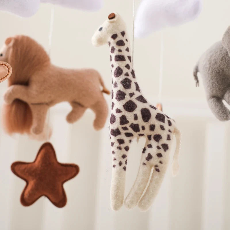 Crib Mobile Bed Bell Wooden Baby Rattles Soft Felt Cartoon Animal Bed Bell Newborn Music Box Hanging Toy Crib Bracket Baby Gifts