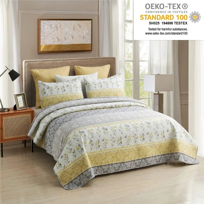 3-Piece Quilt Set with 2 Pillow Shams- Boho Reversible Soft and Lightweight Quilt Bedding Bedspread Coverlet Set