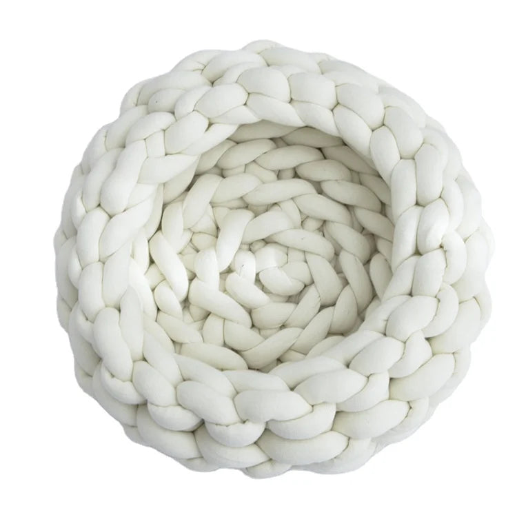 Luxury Crochet Super Chunky Pet Product Arm Knitting Cotton Tube For Soft Cat Bed High-density Woven Pet Fluffy Bed