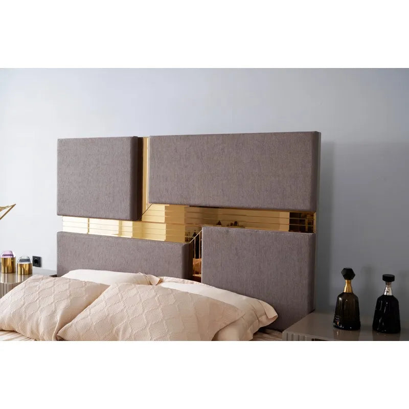 4-5 PCS Bedroom Set Bedroom Furniture Include Luxury King Bed Frame 1 and 2 Nightstand 1 Dresser with Mirror Glamorous Furniture